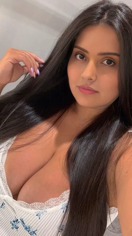 Riya Agra Call Girl Service